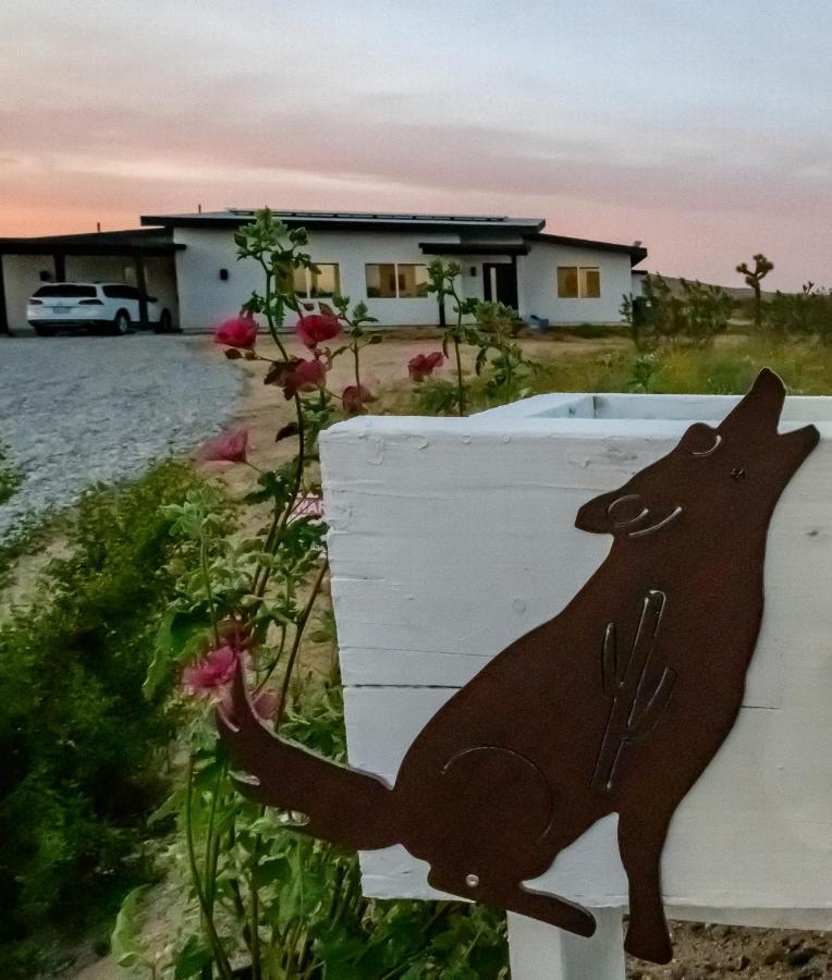Coyote Tracks - A Modern Desert Experience Villa Joshua Tree Luaran gambar