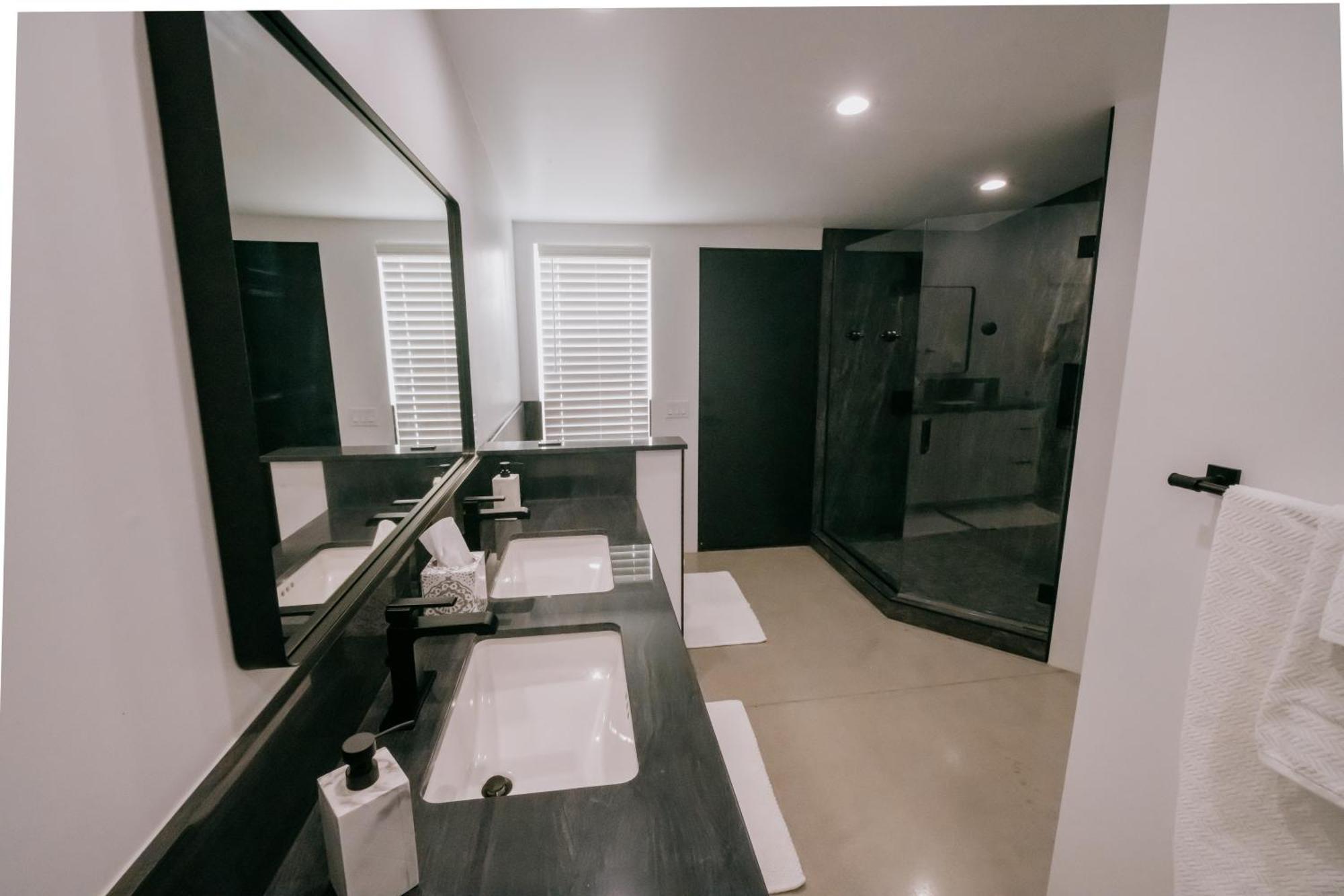 Coyote Tracks - A Modern Desert Experience Villa Joshua Tree Luaran gambar